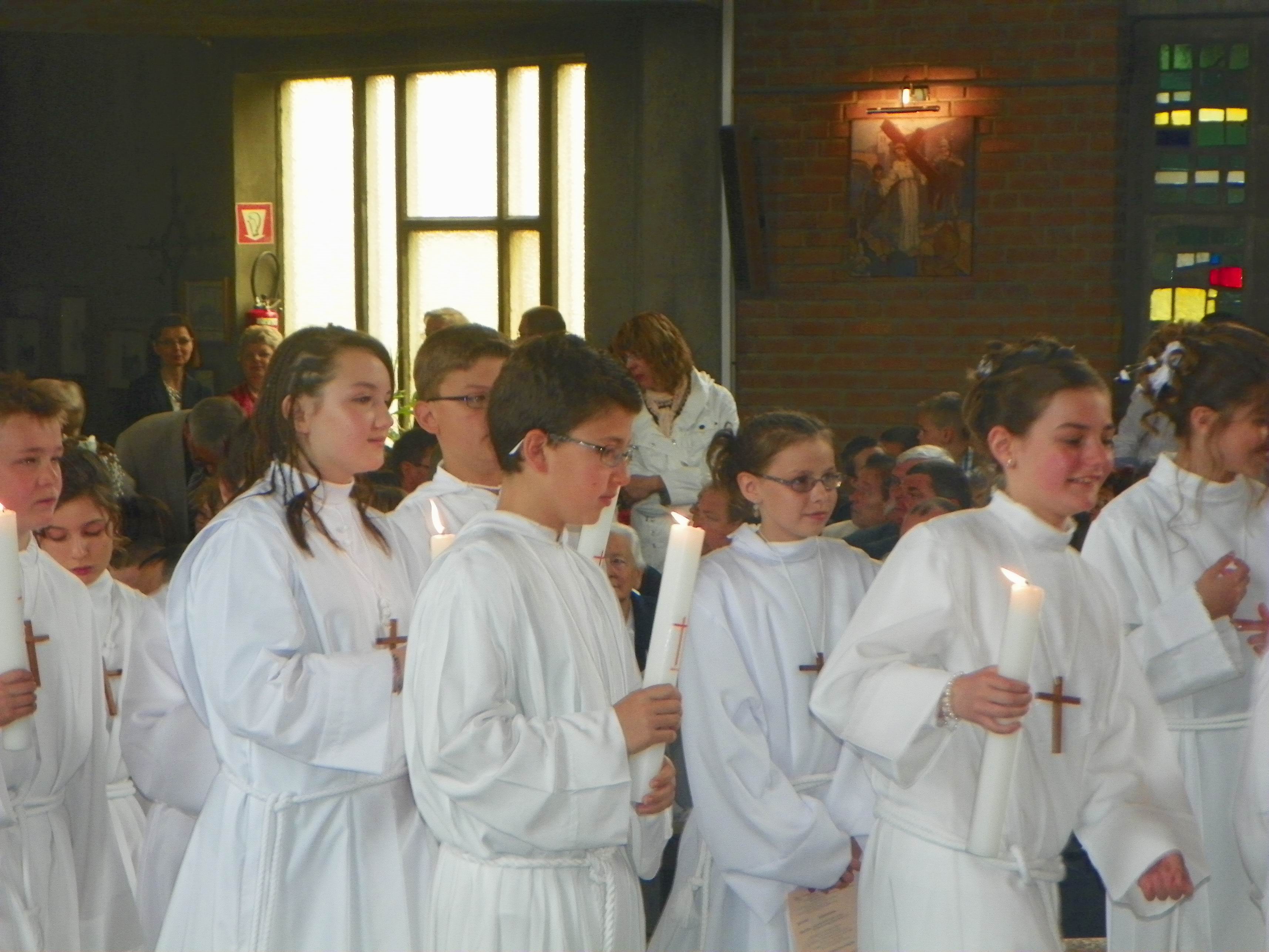 communion-Bouchain-mai2012 123