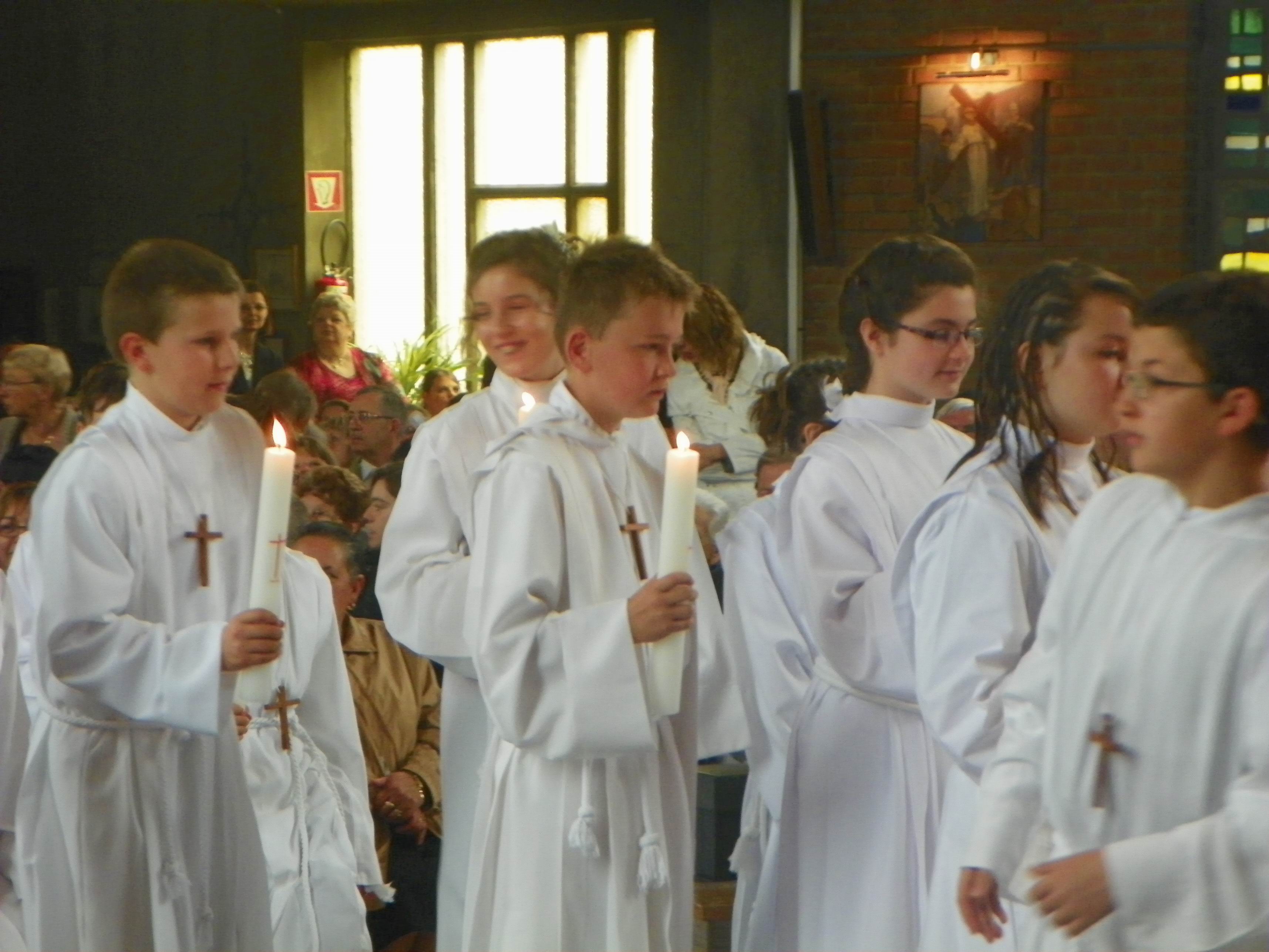 communion-Bouchain-mai2012 124