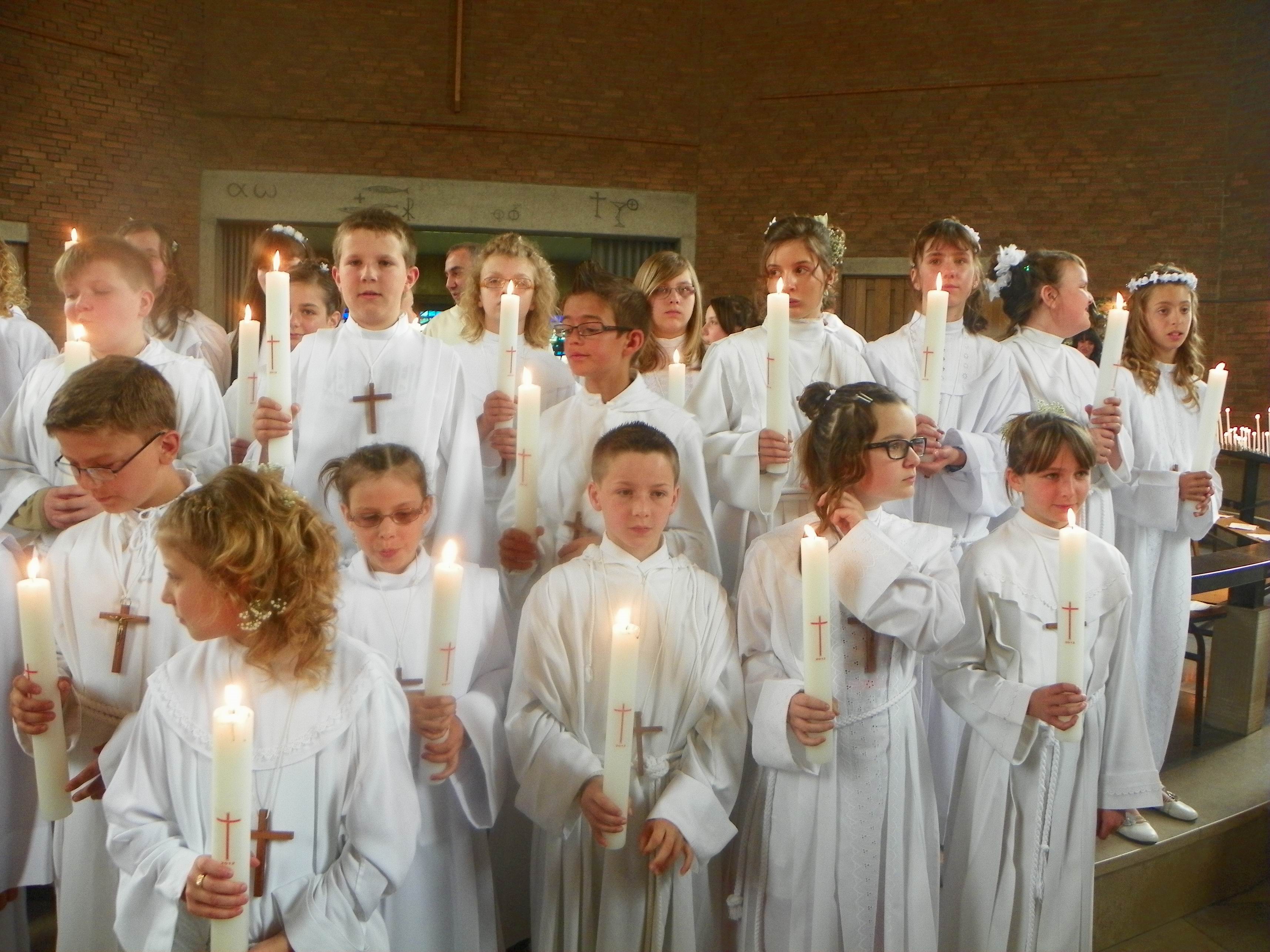 communion-Bouchain-mai2012 176