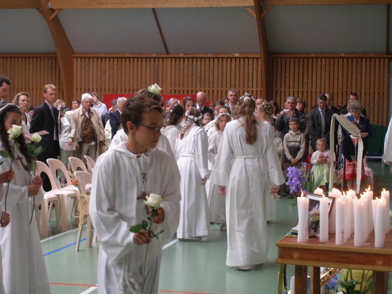 communion wallers le 18 MAI 2008 013