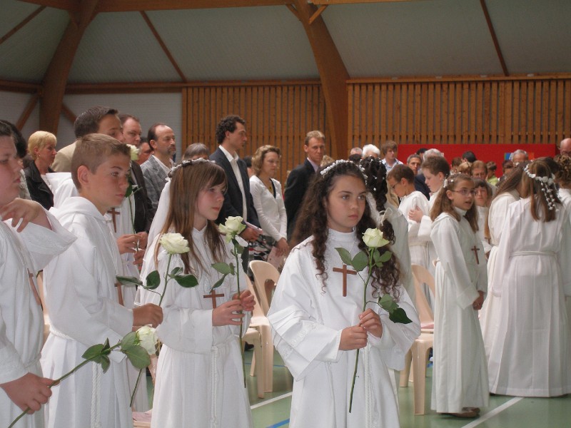 communion wallers le 18 MAI 2008 015
