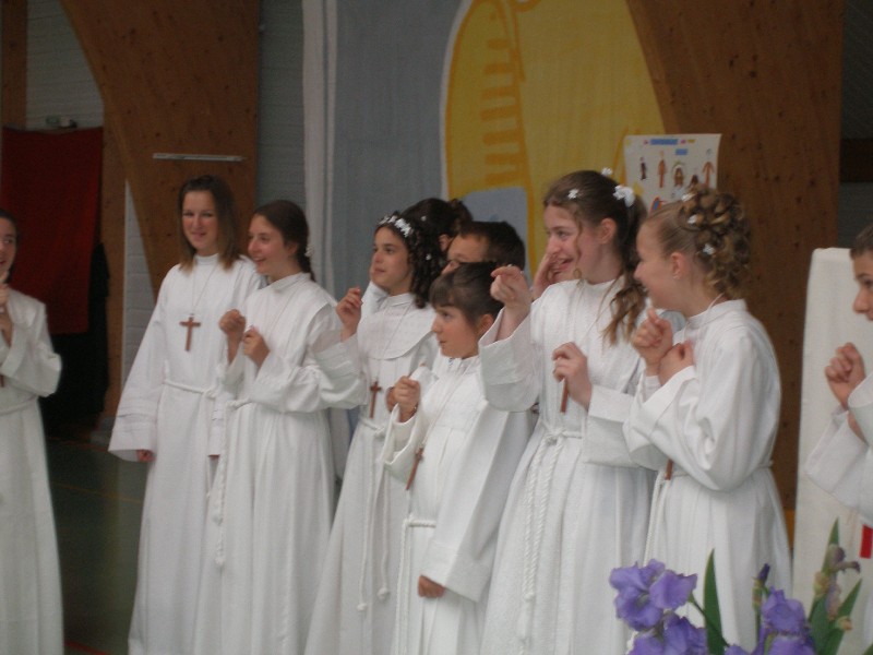 communion wallers le 18 MAI 2008 032
