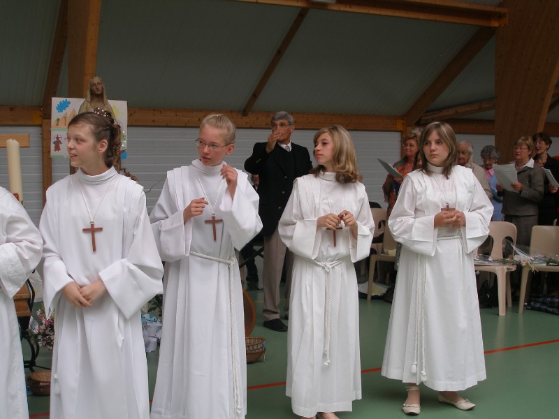 communion wallers le 18 MAI 2008 037