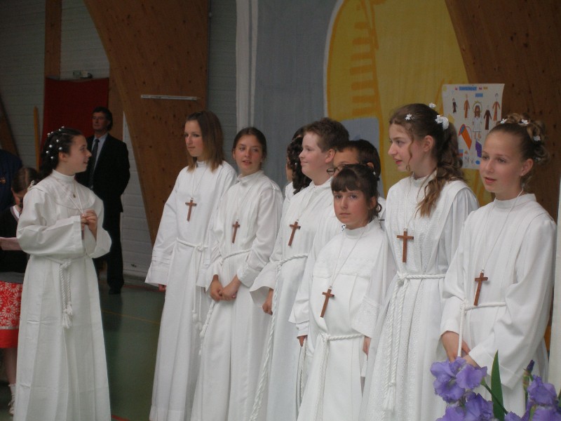communion wallers le 18 MAI 2008 038