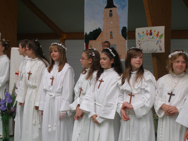 communion wallers le 18 MAI 2008 040