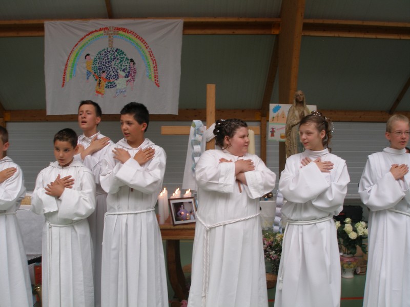 communion wallers le 18 MAI 2008 042
