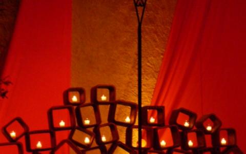 Croix et lumière de Taizé