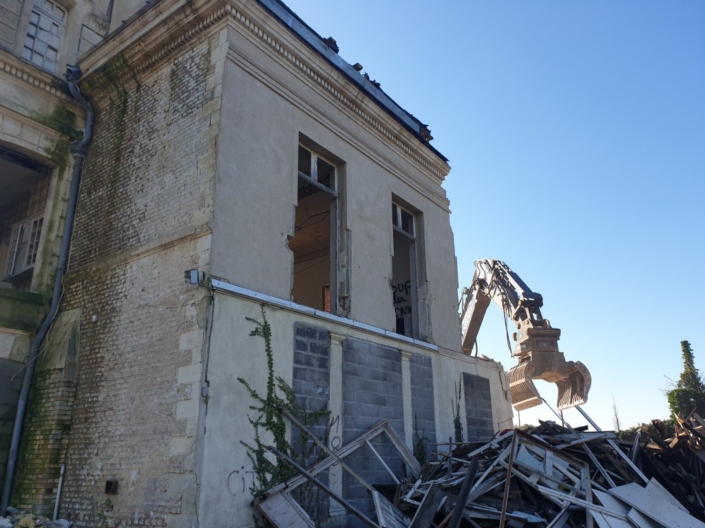 demolition chateau La Briquette (8)
