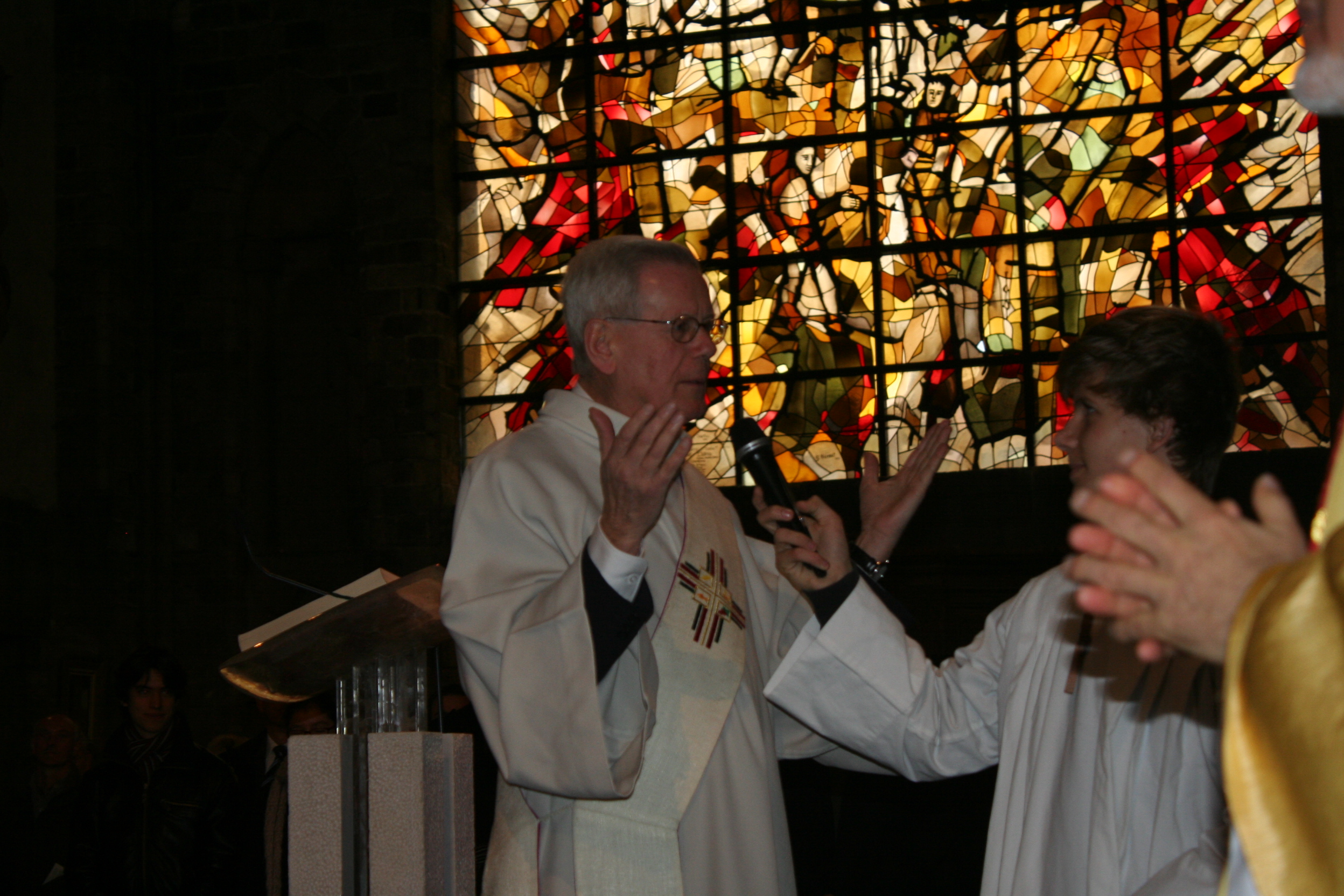 "Allez dans la Paix du Christ!"