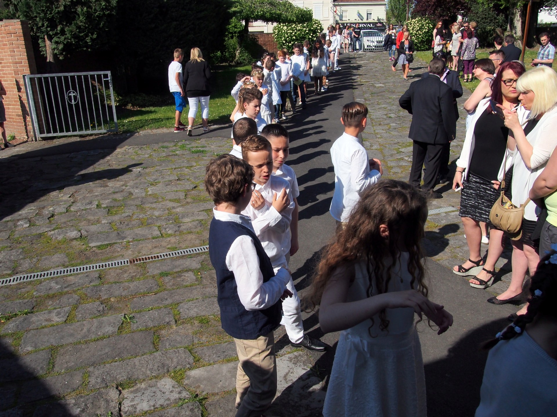 Entrée des enfants en procession