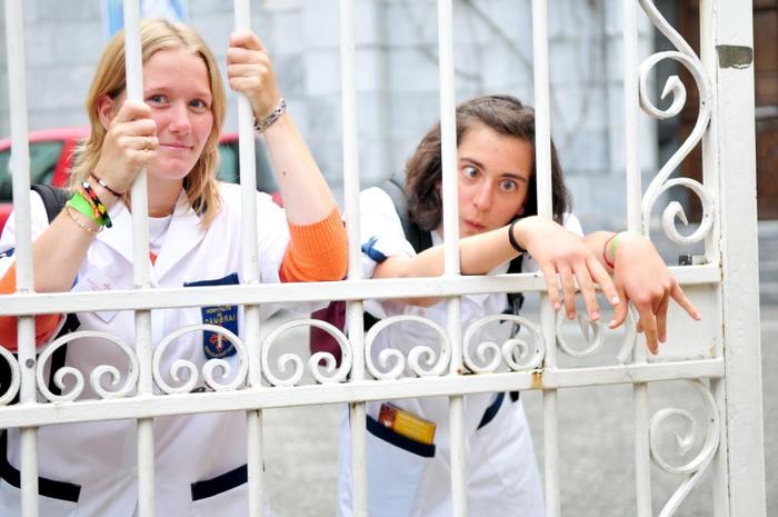 Hospitalières derrière les barreaux