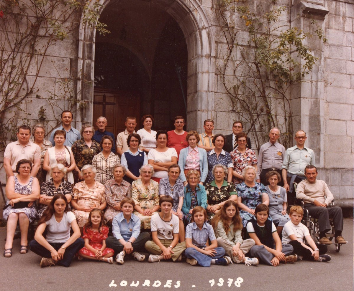 pèlerins et hospitaliers de Râches Août 1978