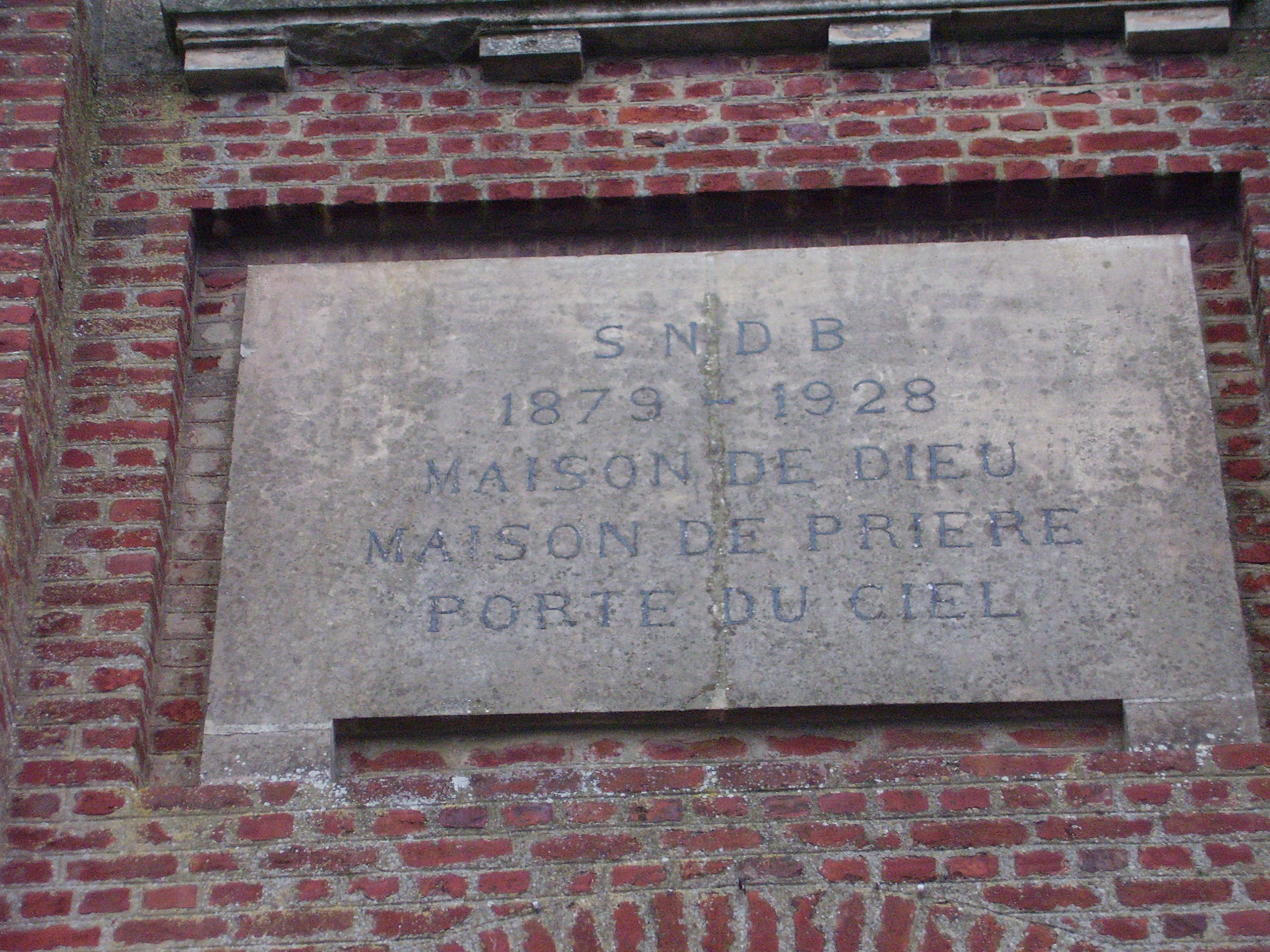 inscription façade