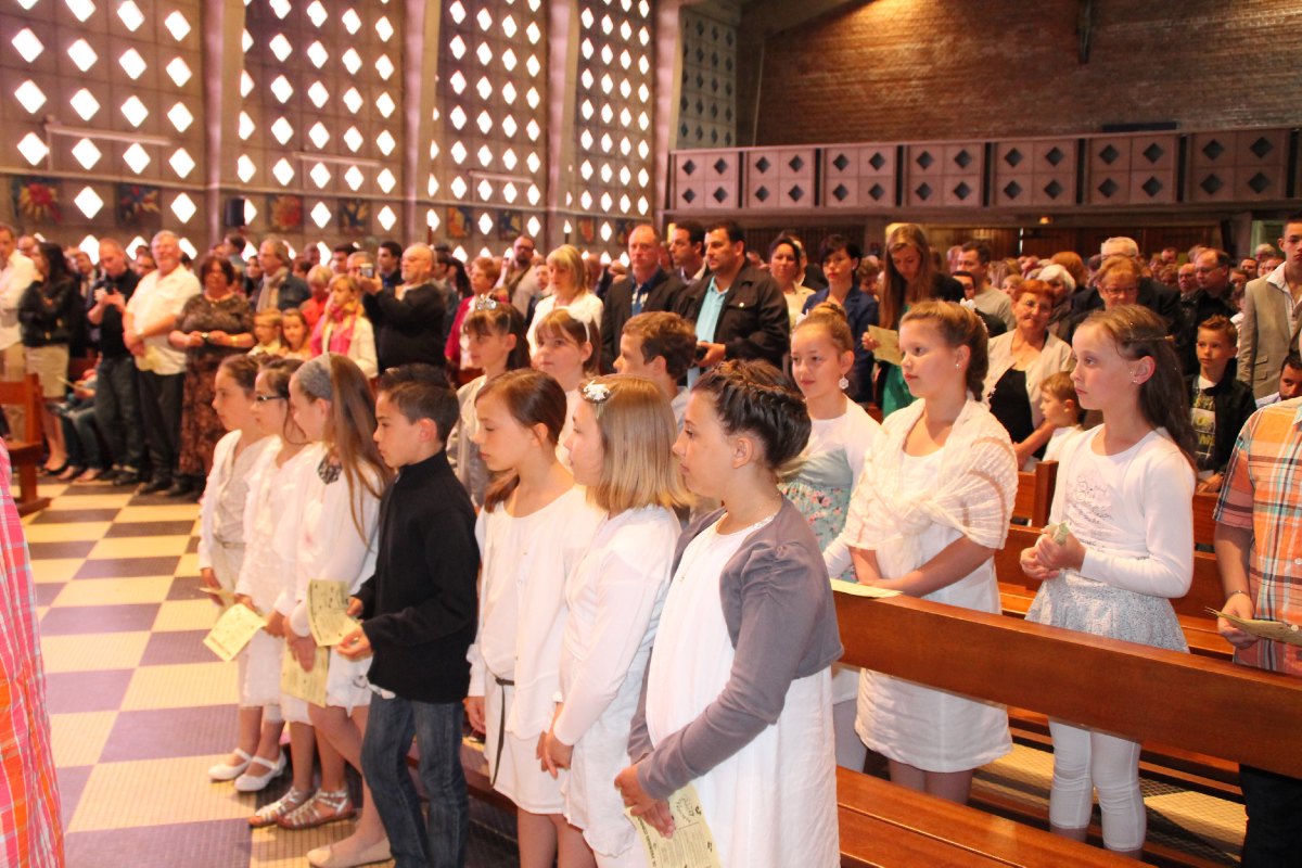 9 juin premieres communions (13).jpg