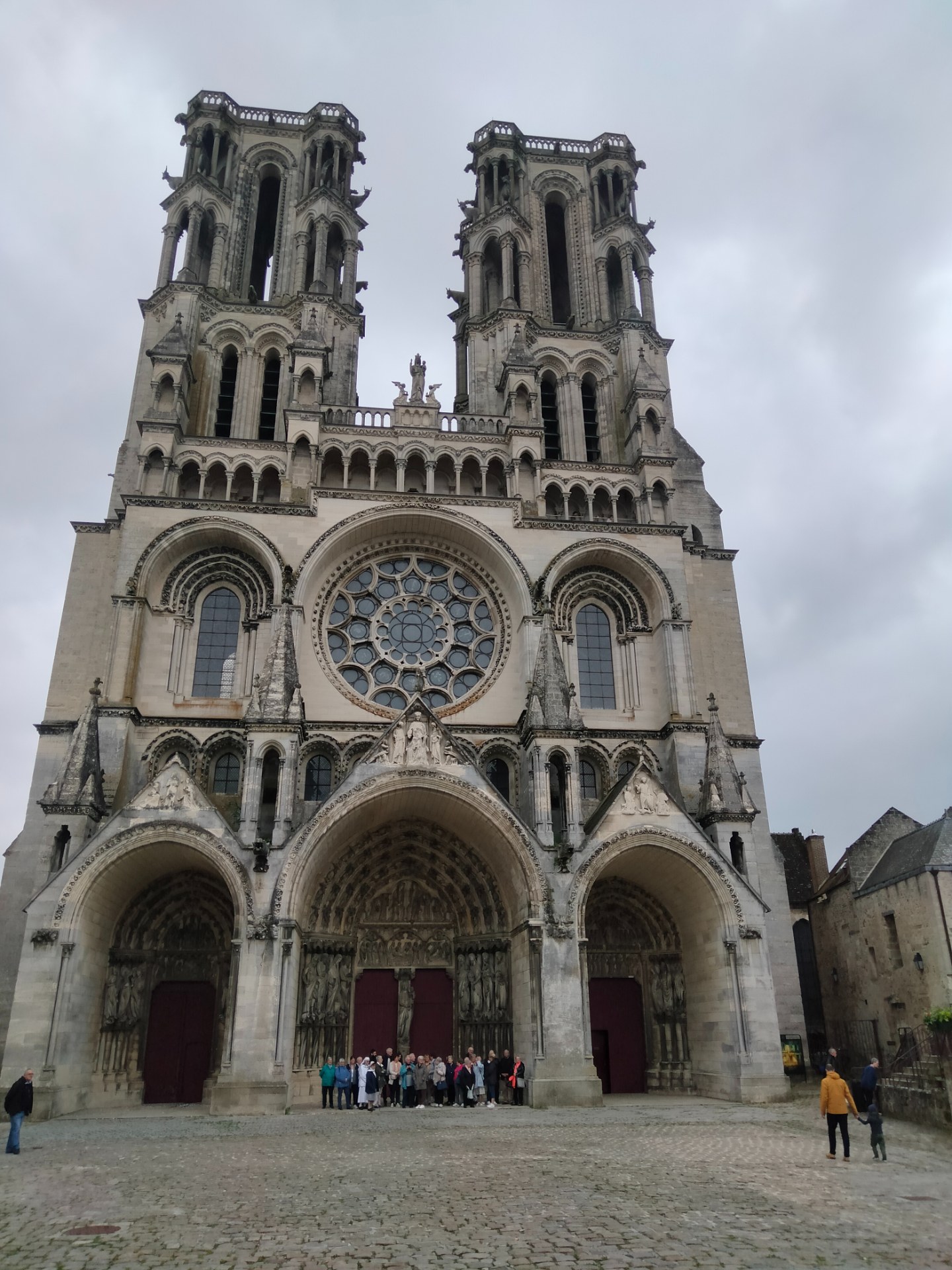 Laon 1