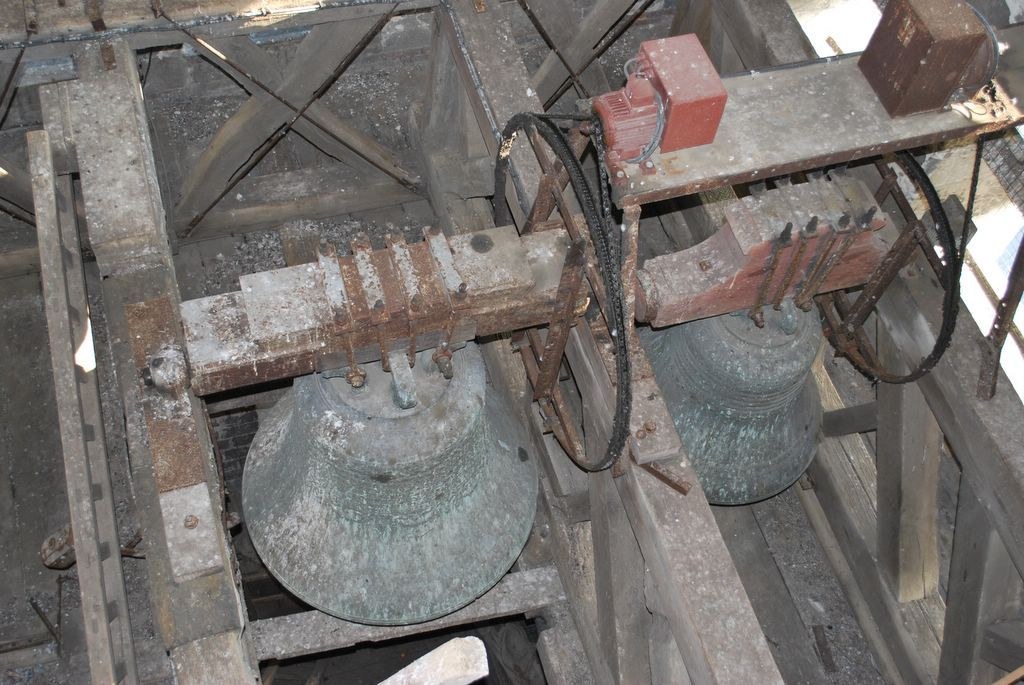 Les-cloches