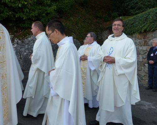 Lourdes2016_02_messegrotte 5