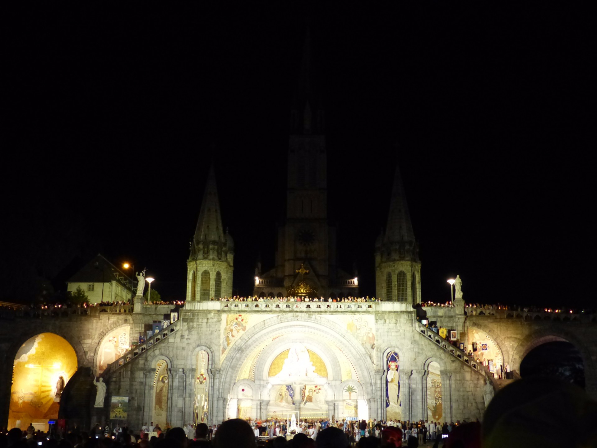 Lourdes2016_04_procession mariale 13