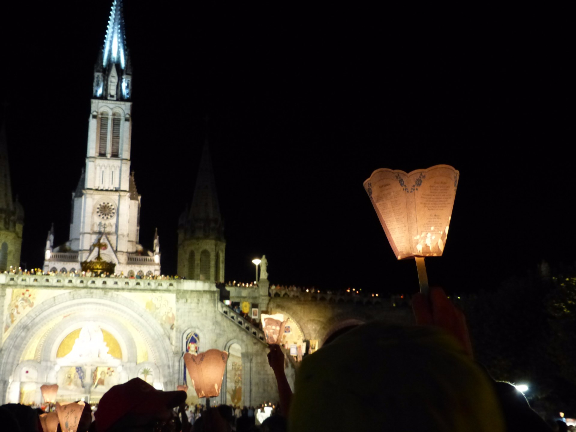 Lourdes2016_04_procession mariale 15