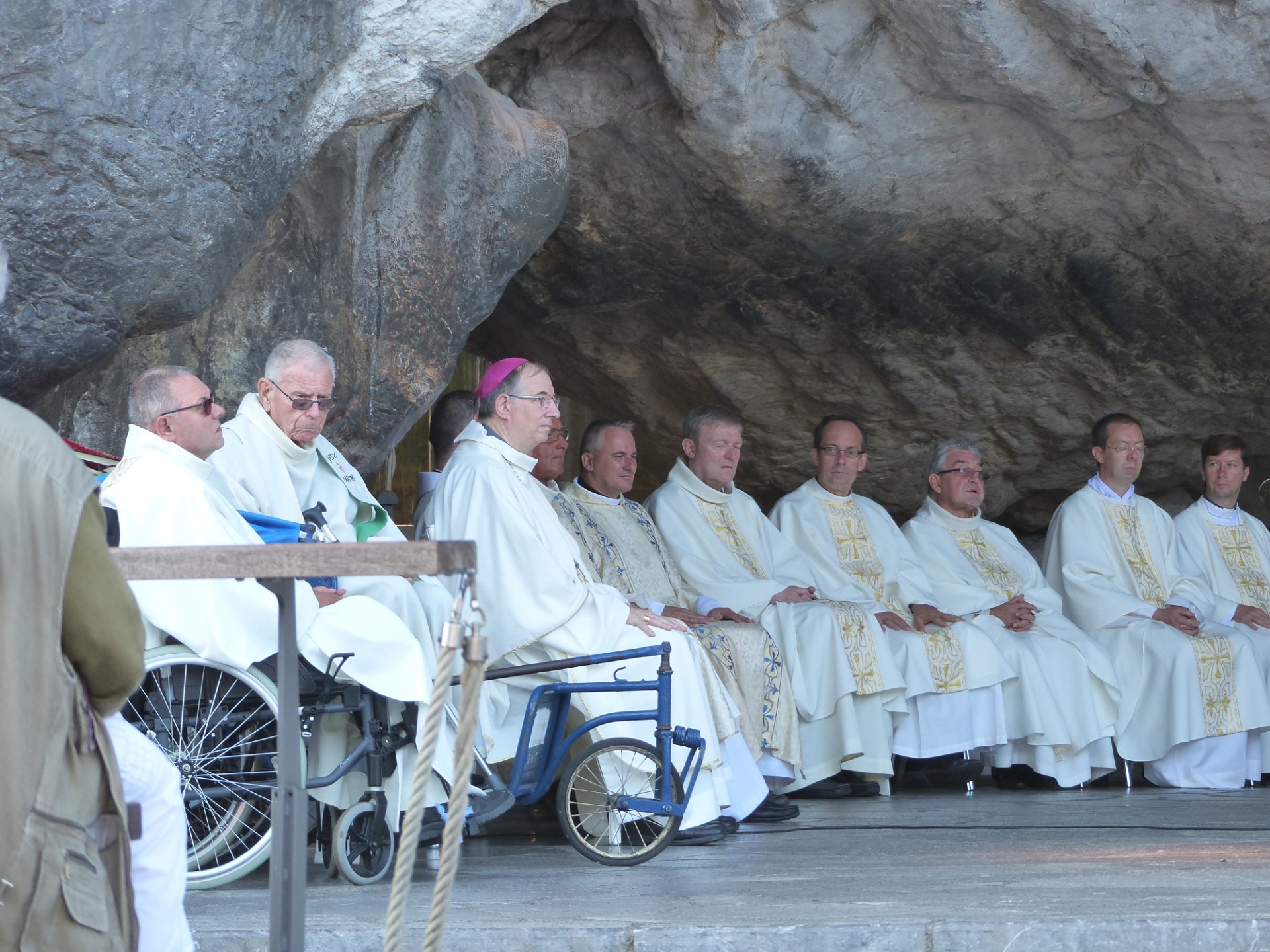 Lourdes2018-photos messe grotte (46)