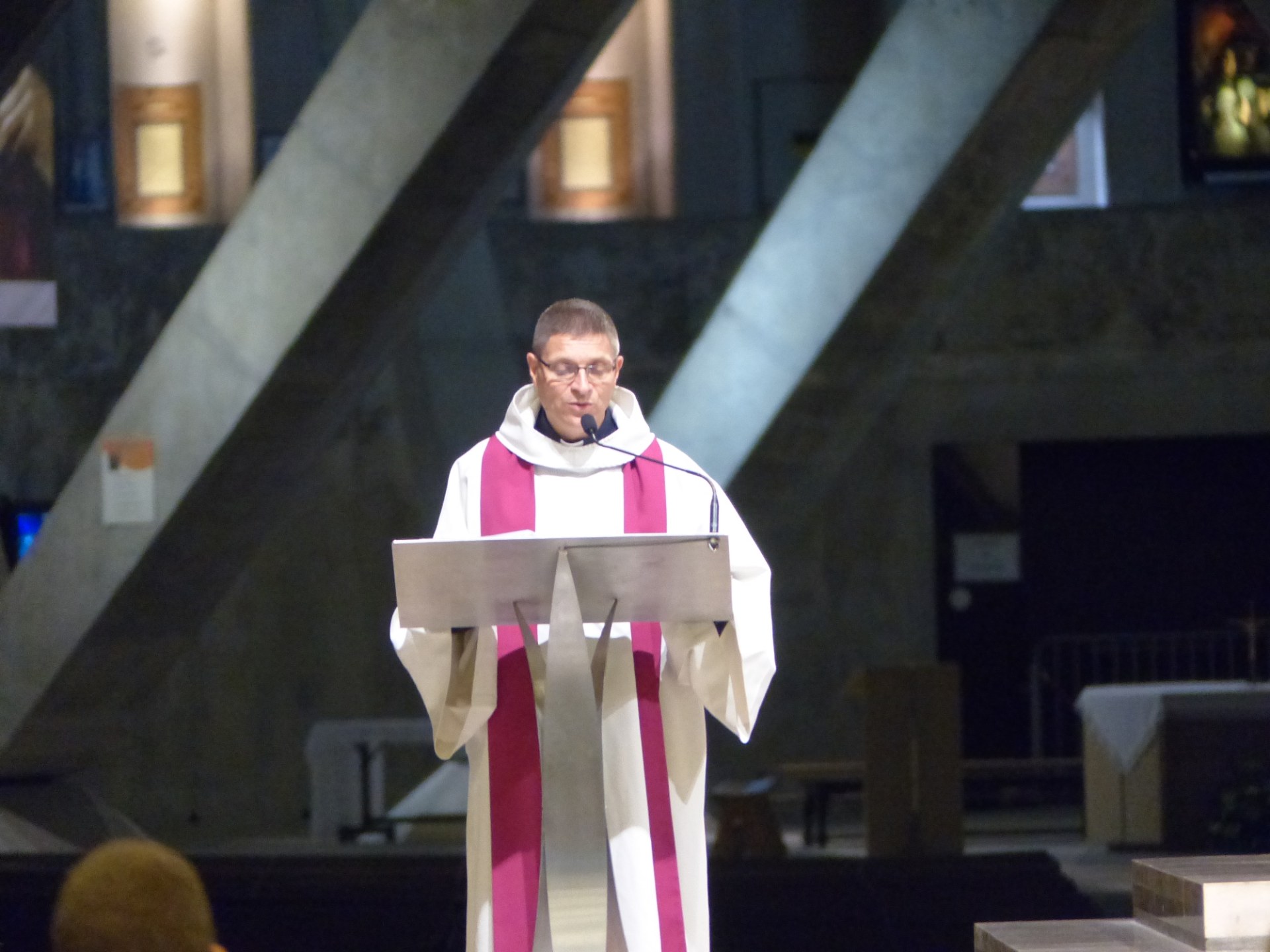 Lourdes2018-photos Sacrmt reconciliation (11)
