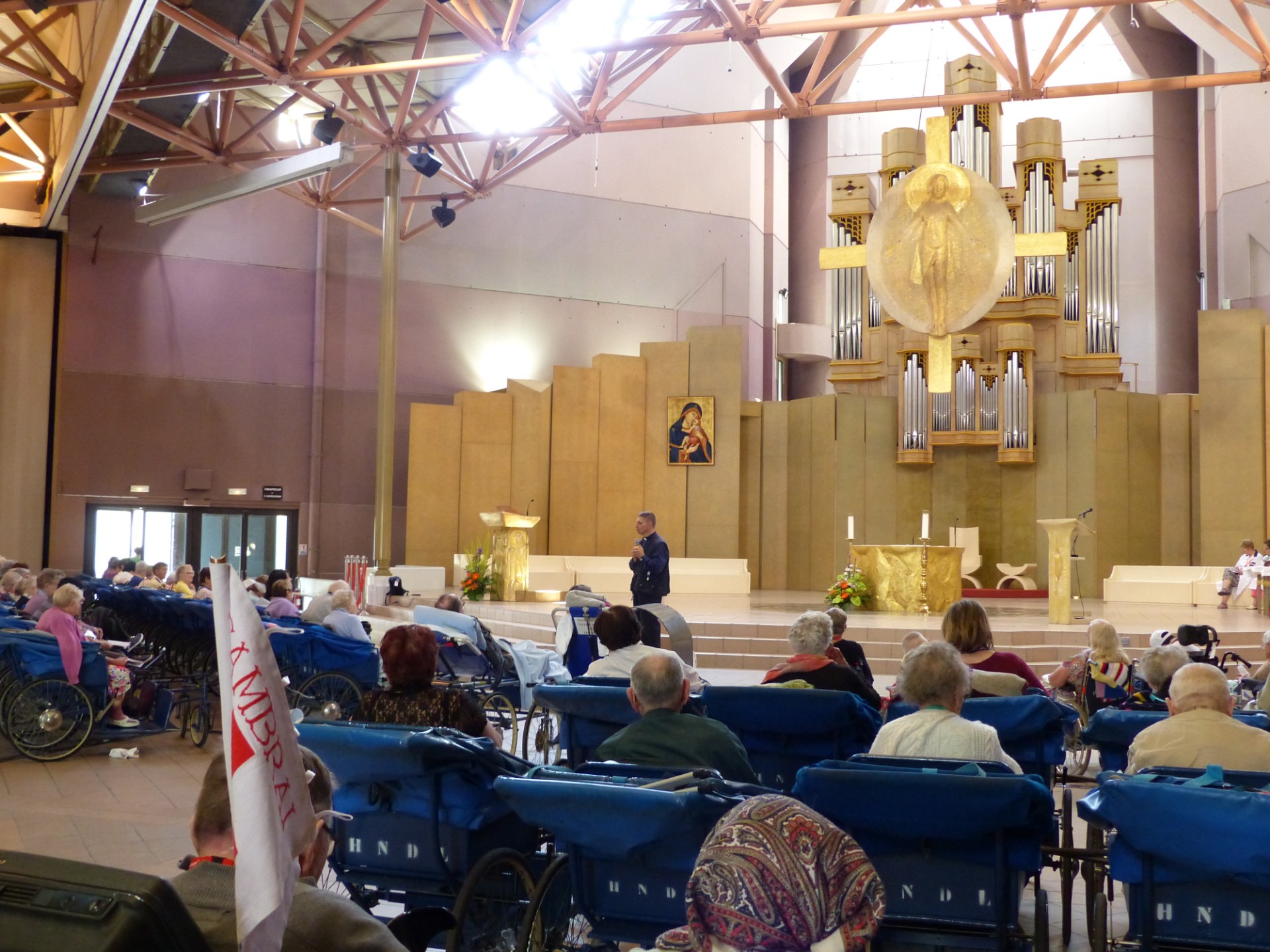 Lourdes2018-photos Sacrmt reconciliation (6)