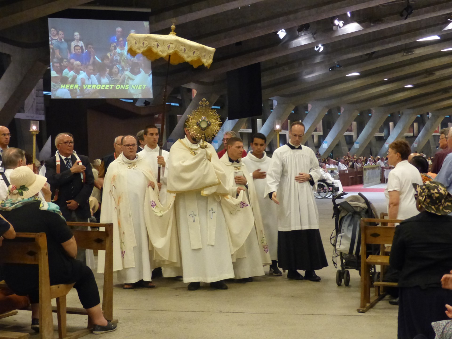 Lourdes2018-photos Saint-Sacrement (92)