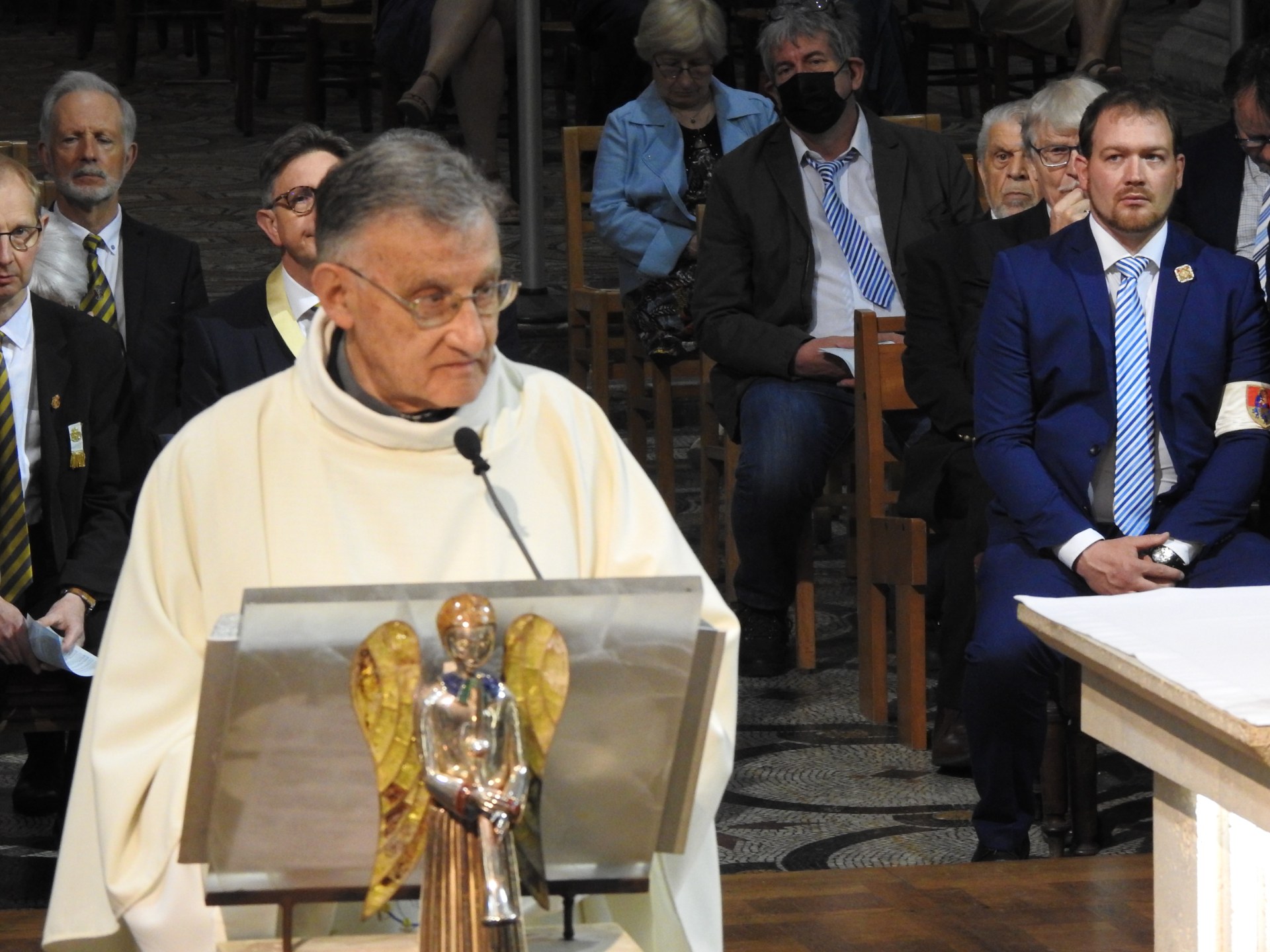 messe diocesaine cath neuvaine NDdG 2022 05 15 (14