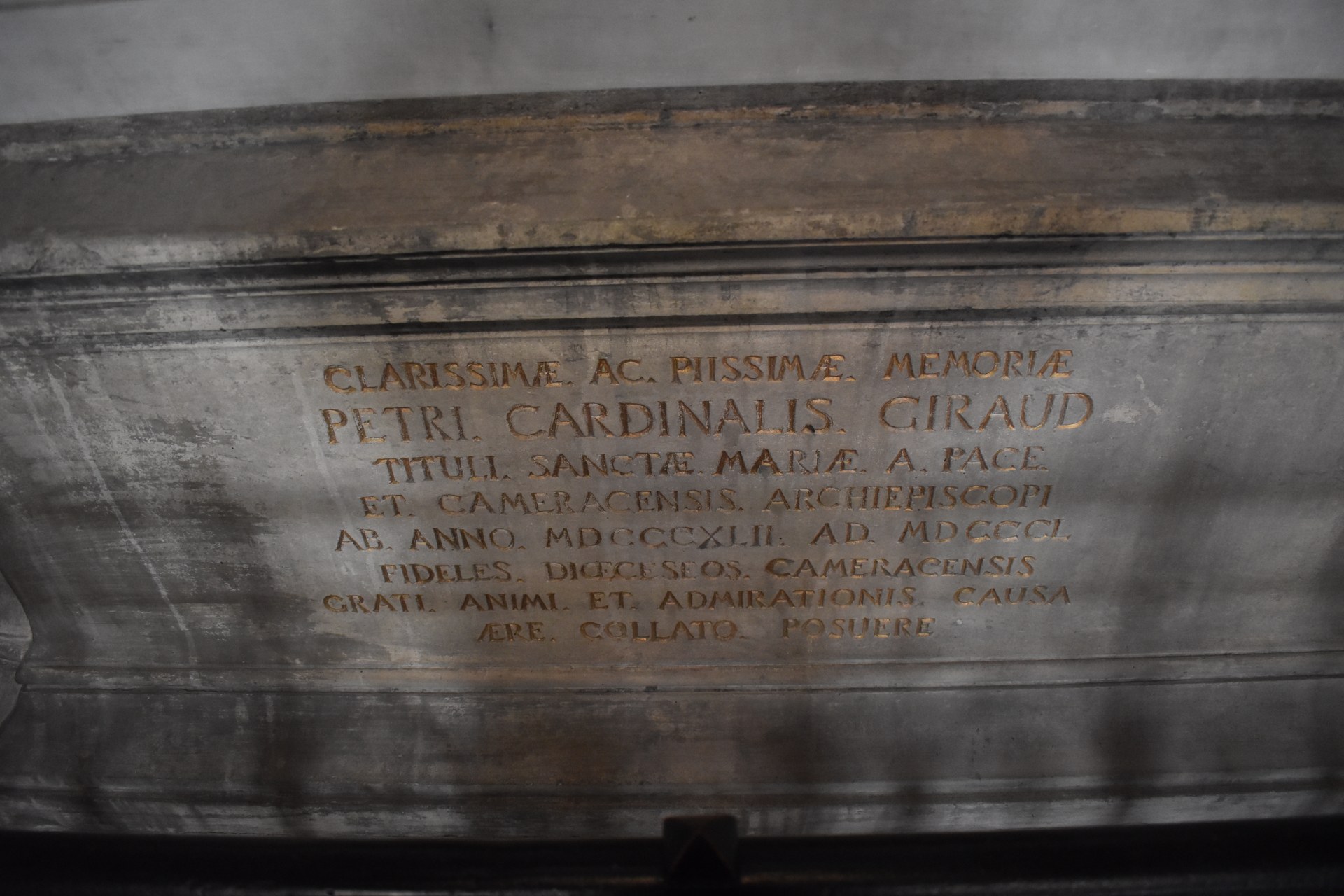 Mgr_Giraud_monument_funeraire_(2)