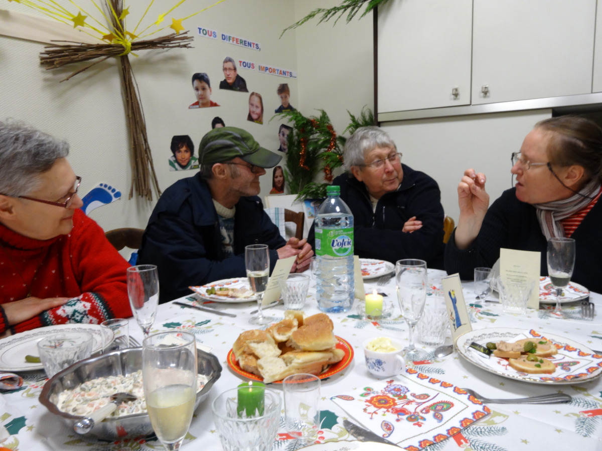 Noël 2013 : table ouverte au presbytère de Condé