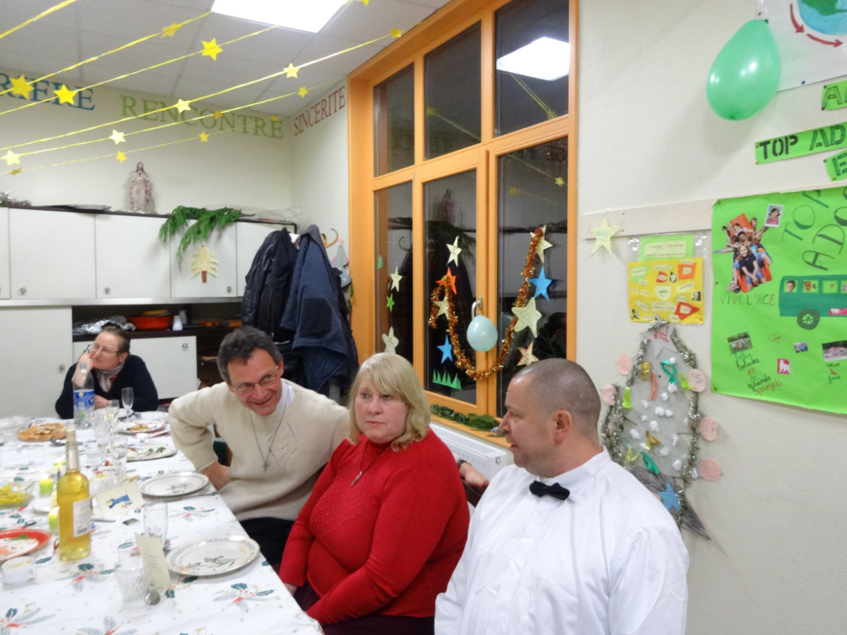 Noël 2013 : table ouverte au presbytère de Condé