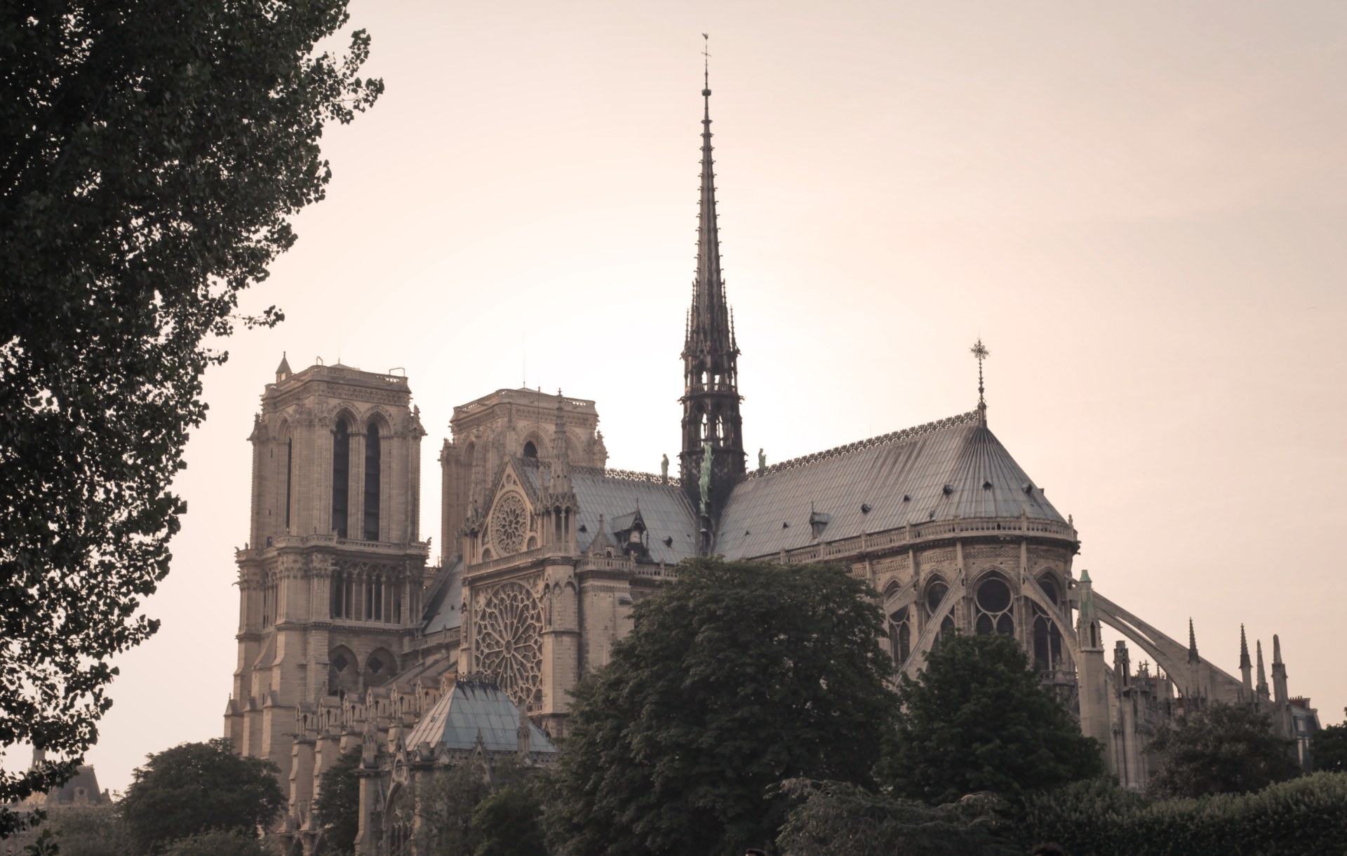 notre-dame-de-paris-france