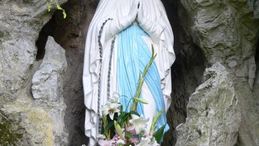 Notre Dame de Lourdes