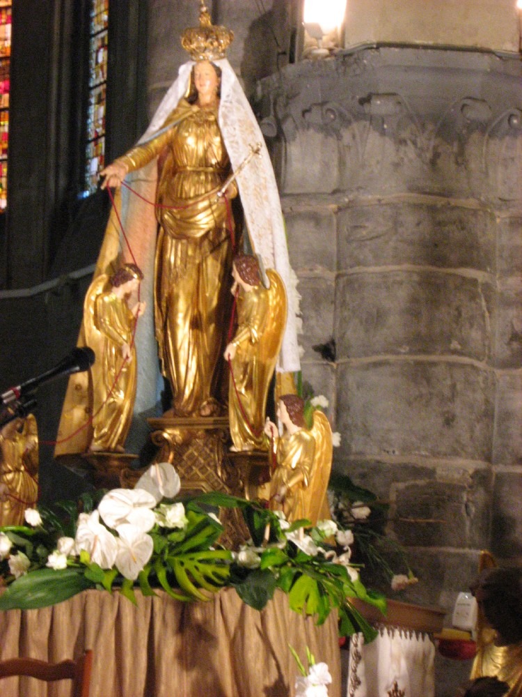 Notre Dame du Saint Cordon