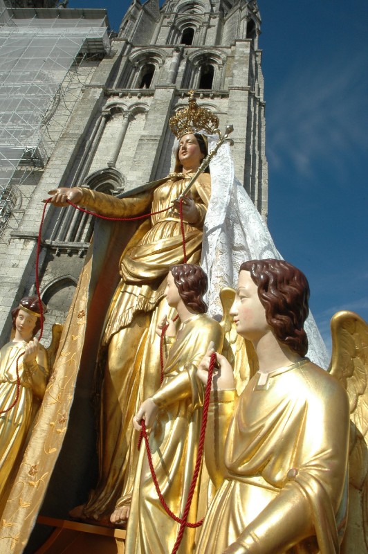 Parvis de Chartres 2