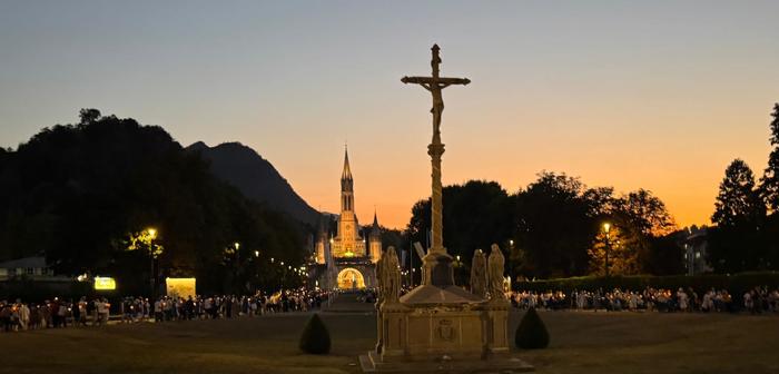 pele jeunes Image 2025-08-24 at 07.30.23 (1)