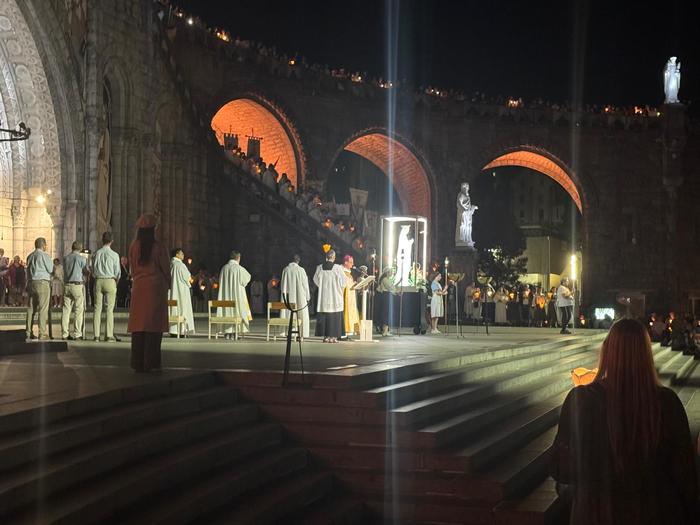 pele jeunes Image 2025-08-24 at 07.30.23 (2)