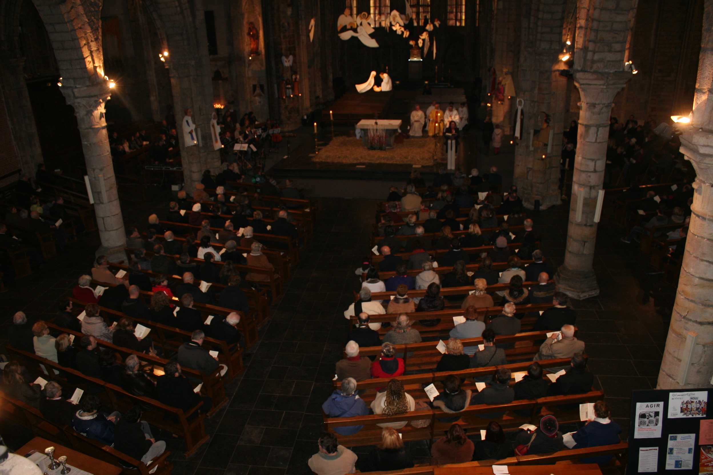 L'église était bien remplie pour cette messe du 25 décembre.