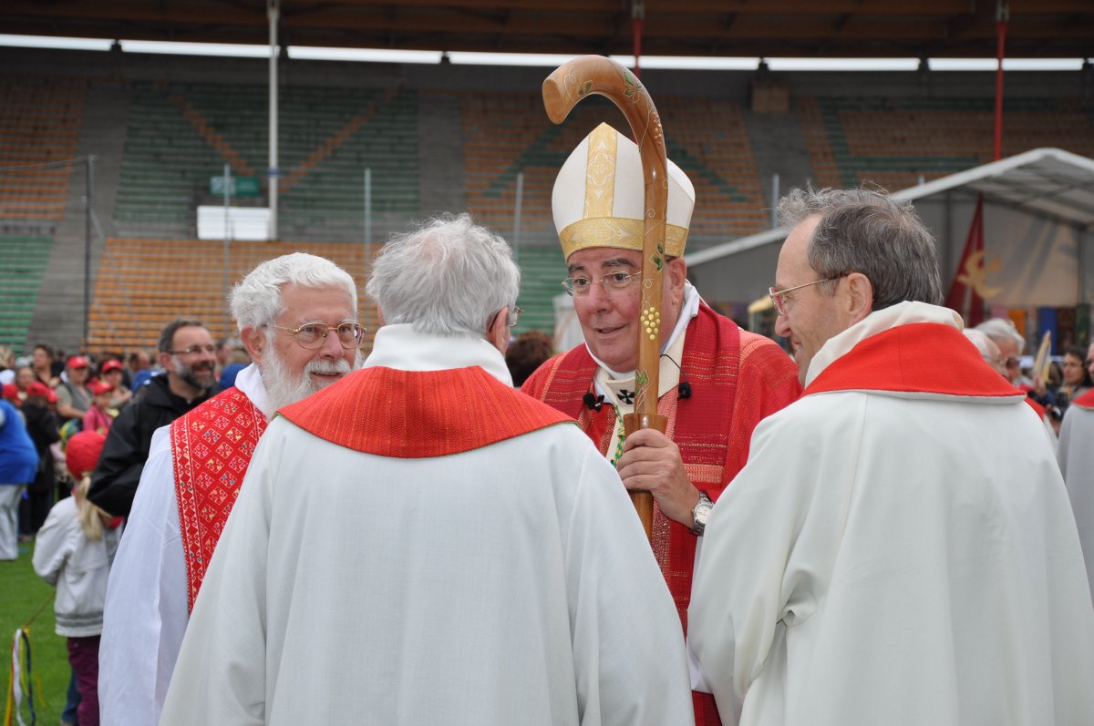 Pentecote 2011 - diocese en fete (104).JPG