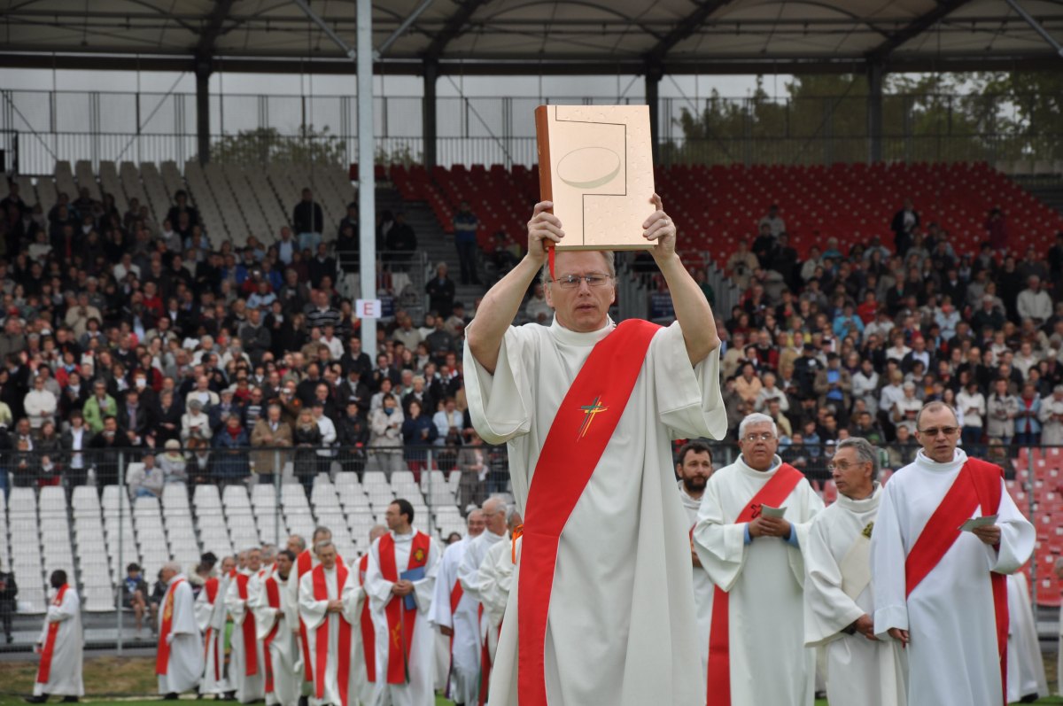 Pentecote 2011 - diocese en fete (186).JPG