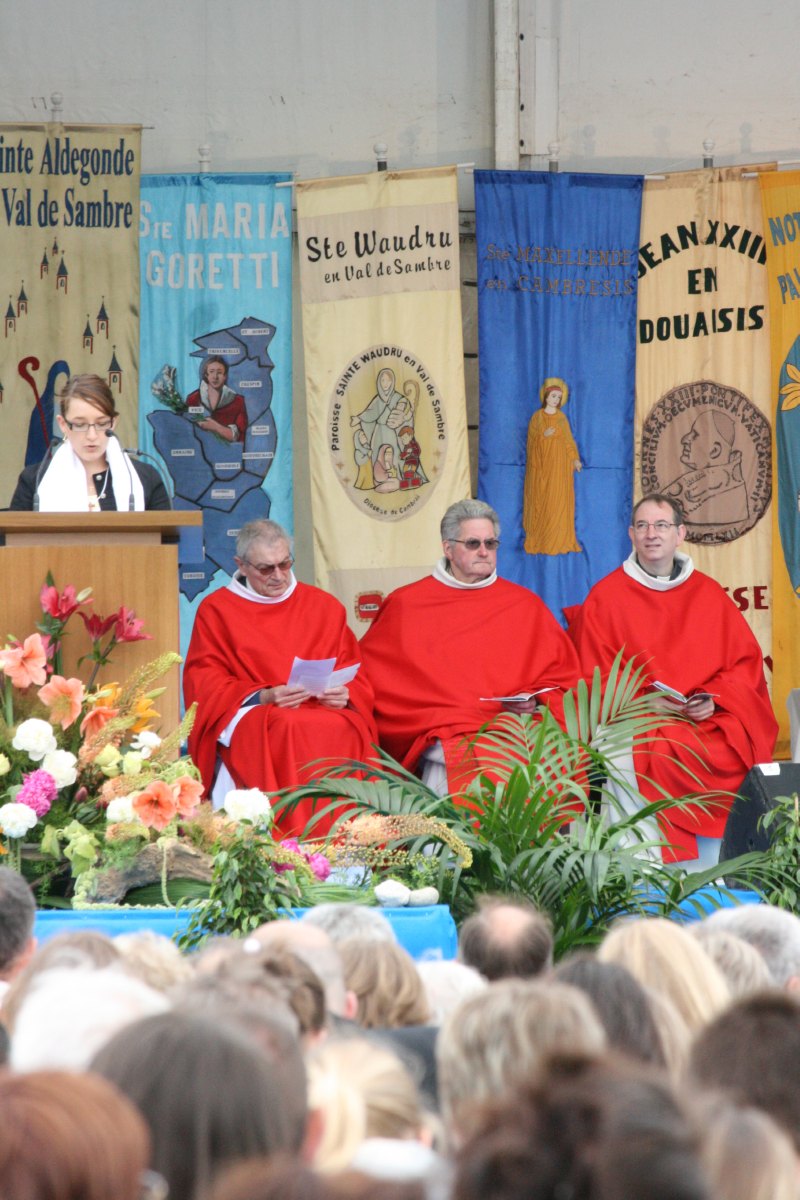 Pentecote 2011 - diocese en fete (207).JPG