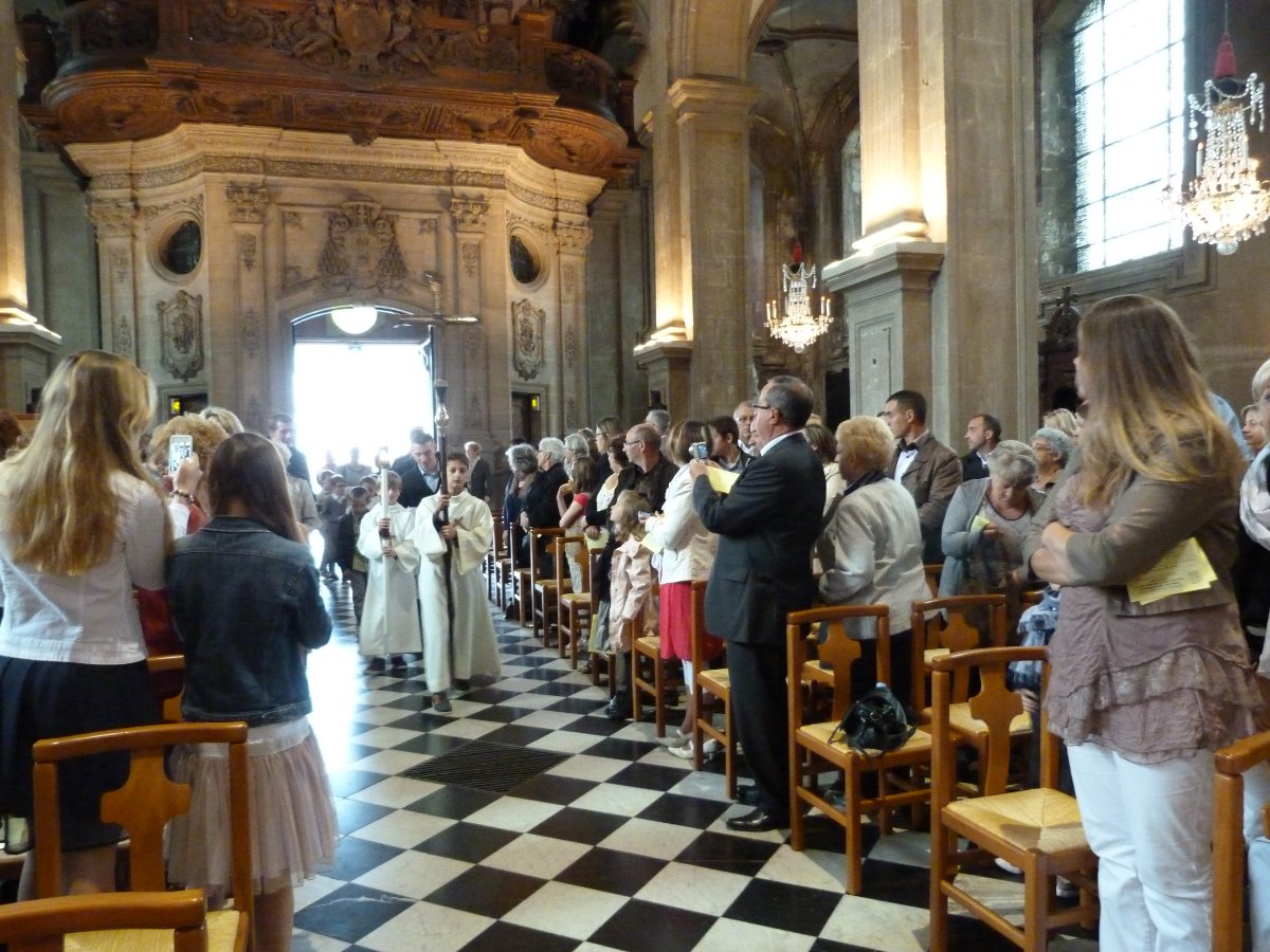 premieres communion st francois et cathedrale 015