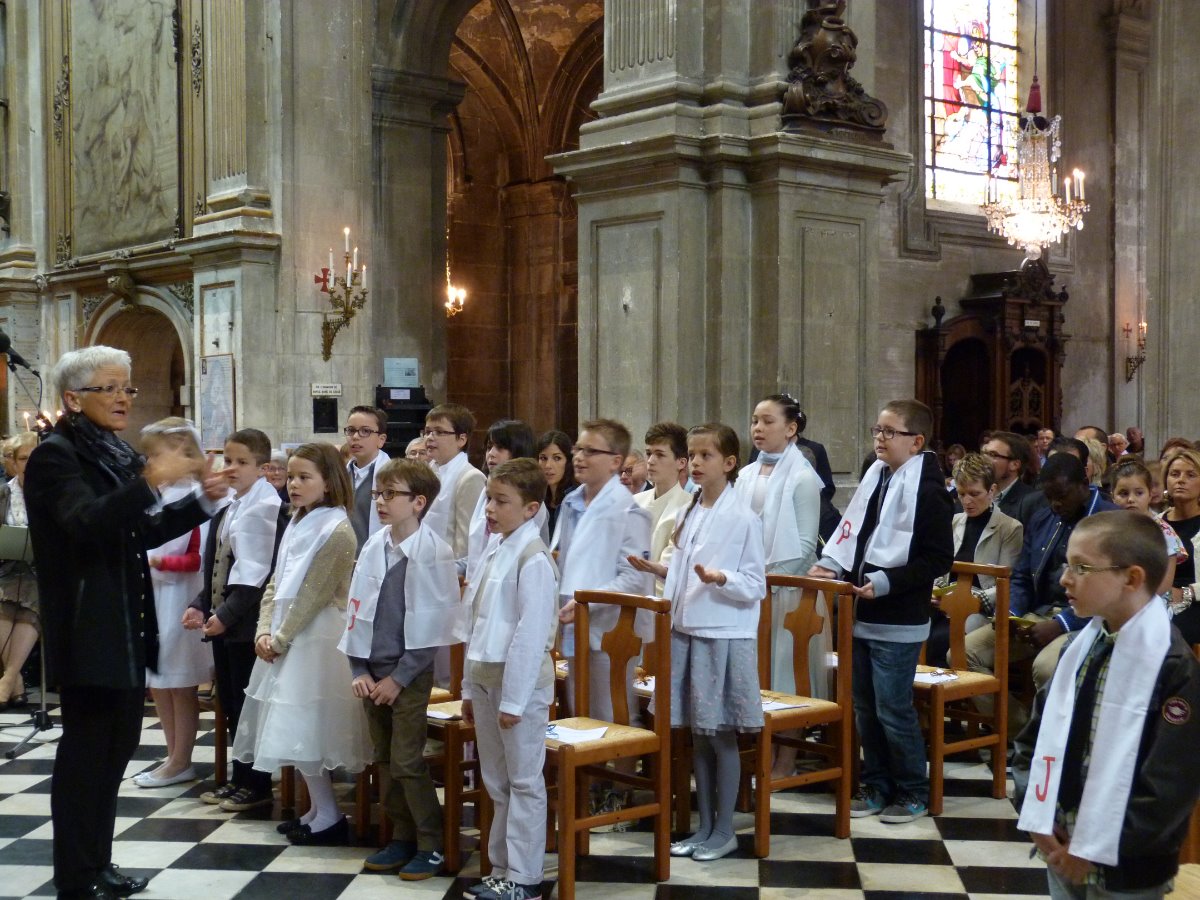 premieres communion st francois et cathedrale 034