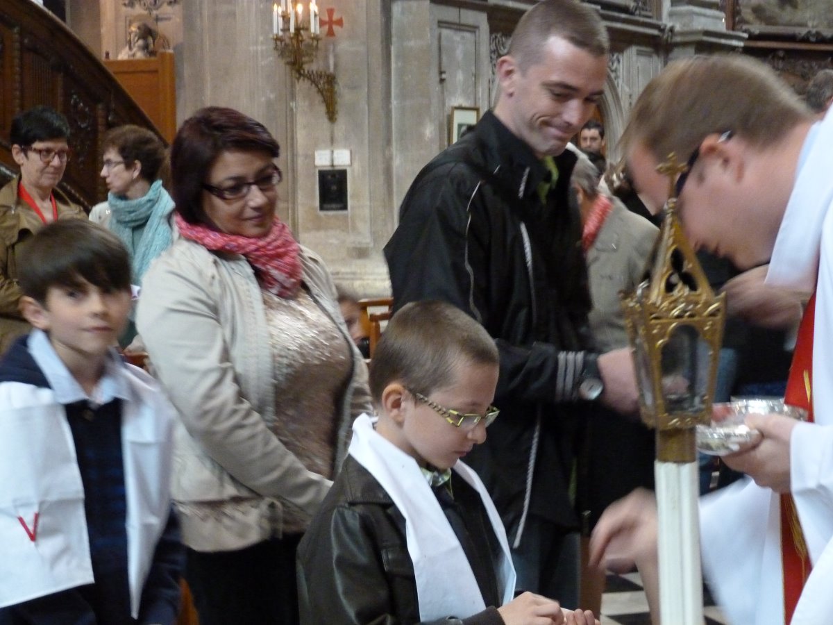 premieres communion st francois et cathedrale 085