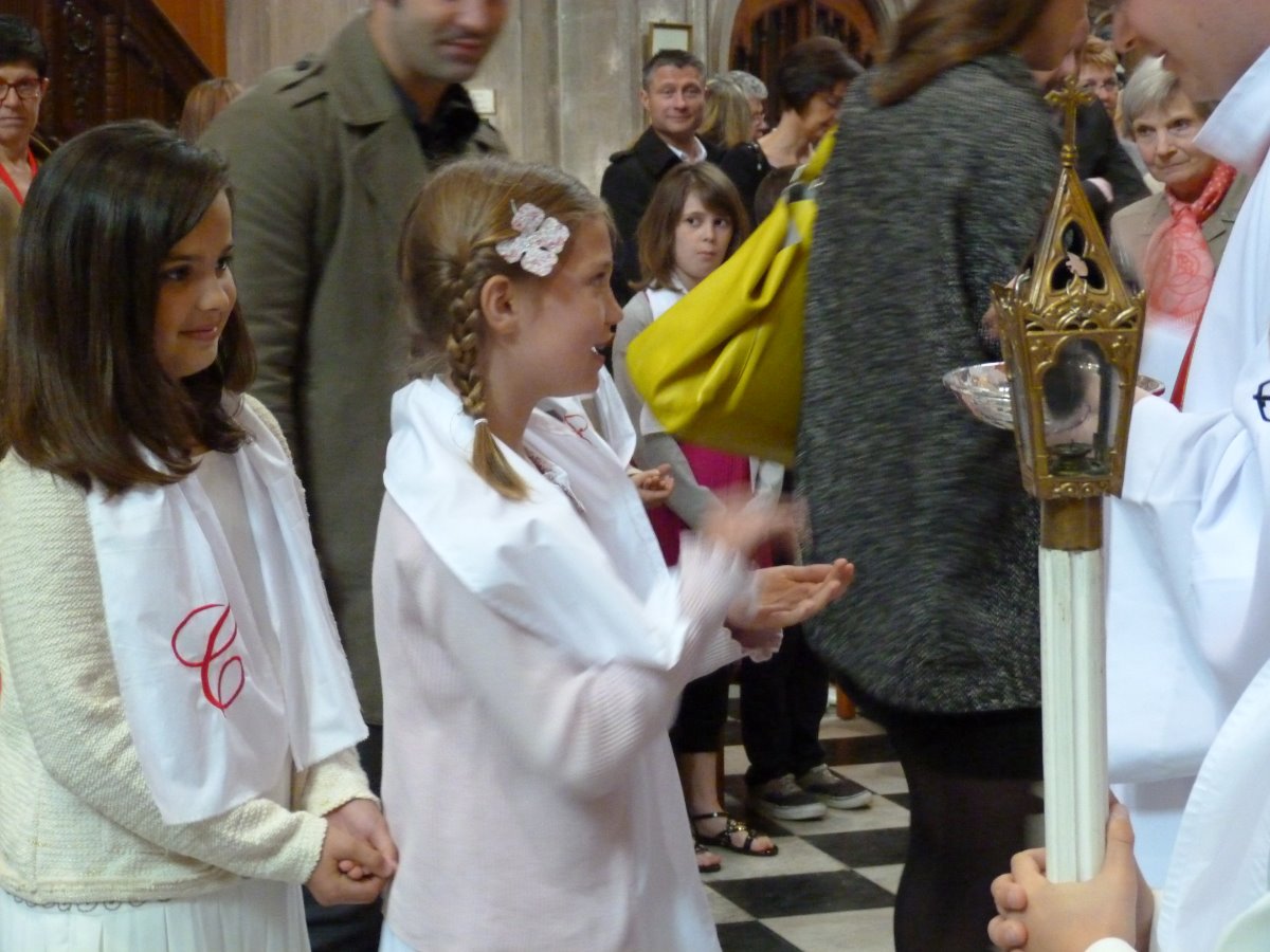premieres communion st francois et cathedrale 088