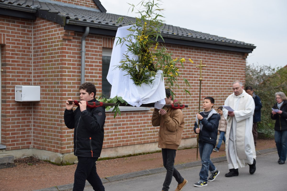 Procession icone Bon Pasteur 2 avr 2016 16