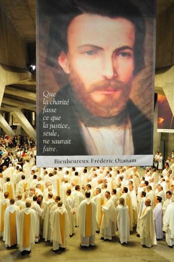 La procession se prépare