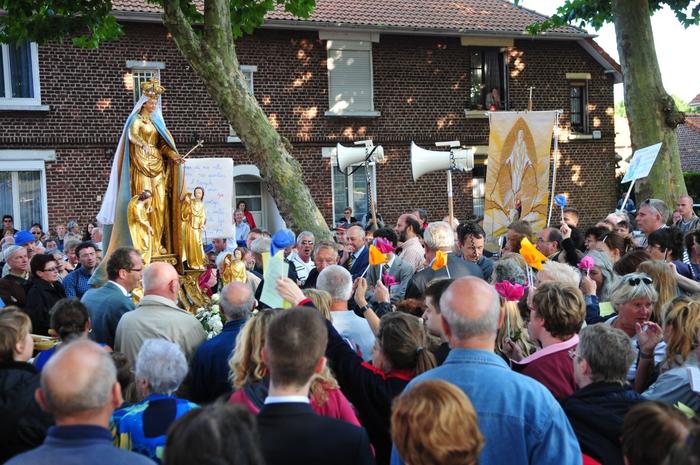 Quartier de la Briquette, autour de la vierge