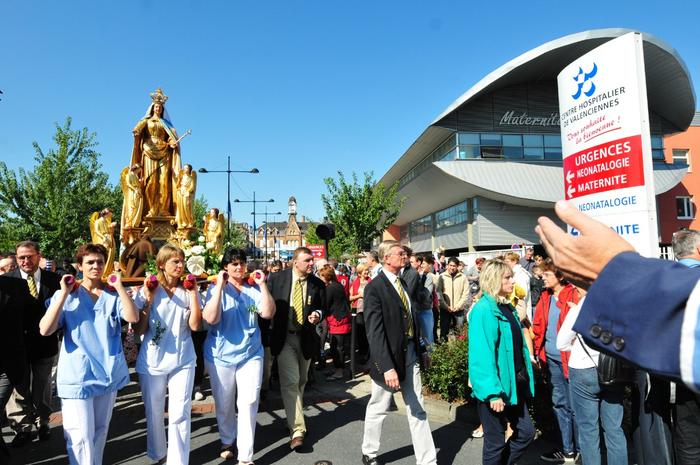 reprise de la Procession