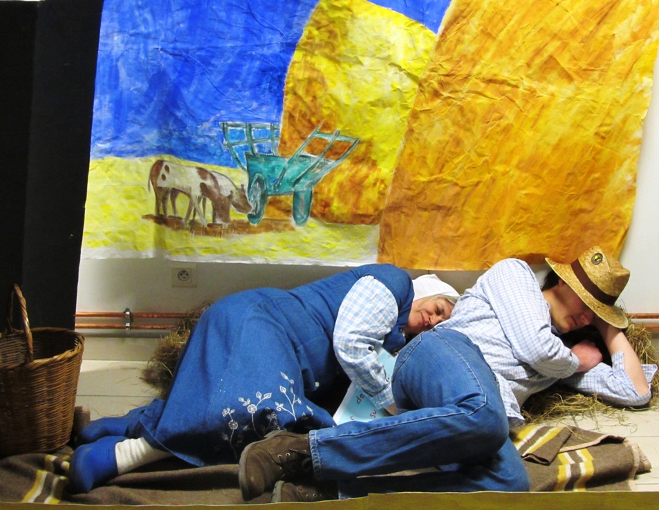 la sieste de Van Gogh  nous aide à retrouver un peu de calme entre notre "nuit au musée"  bien tonique  et notre temps de prière Taizé